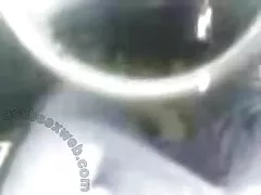 Tè dit em gai nhat ban vào cái mông, và tóc bồng trong gương